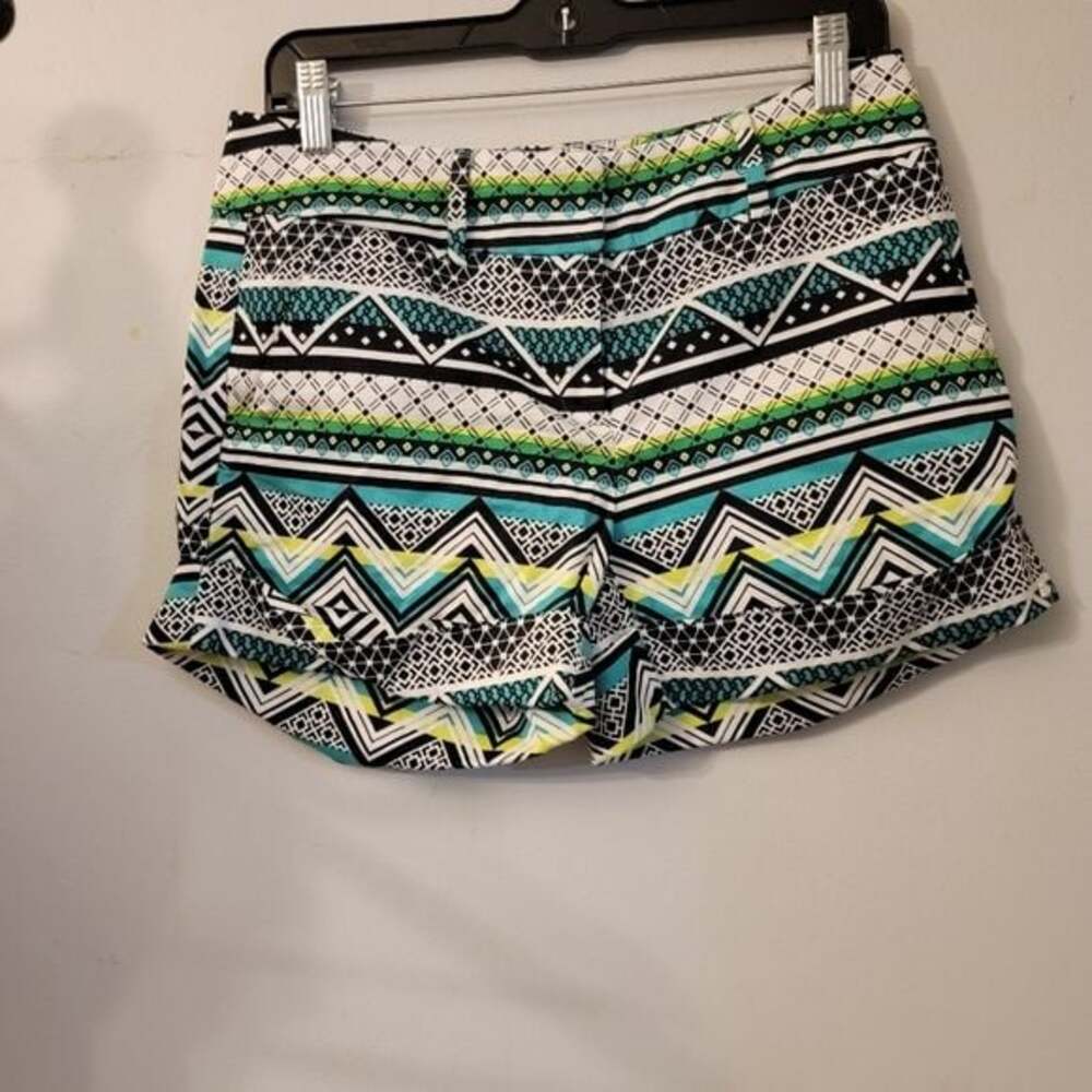 New York & Company Geometric Patterned Shorts - Black, White, Green